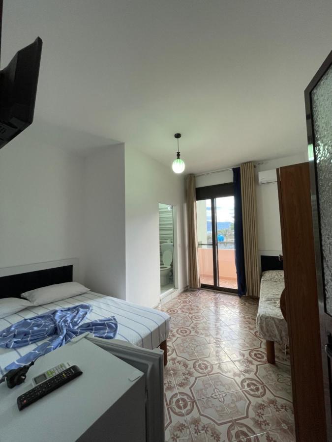 Vila Osmenaj Rent Room Or Apartment Vlorë エクステリア 写真