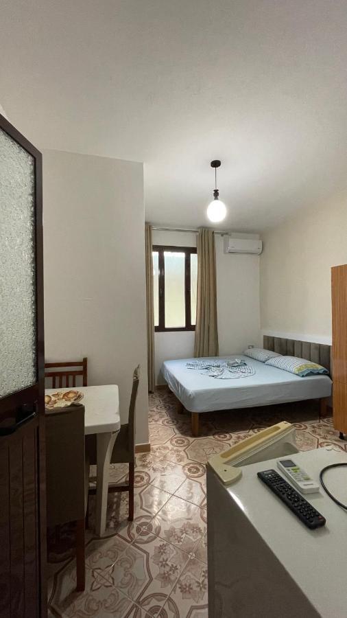 Vila Osmenaj Rent Room Or Apartment Vlorë エクステリア 写真